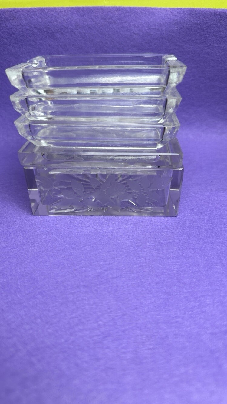 Clear Glass Floral Pattern Rectangular Decorative Box w/ 4 Ashtrays